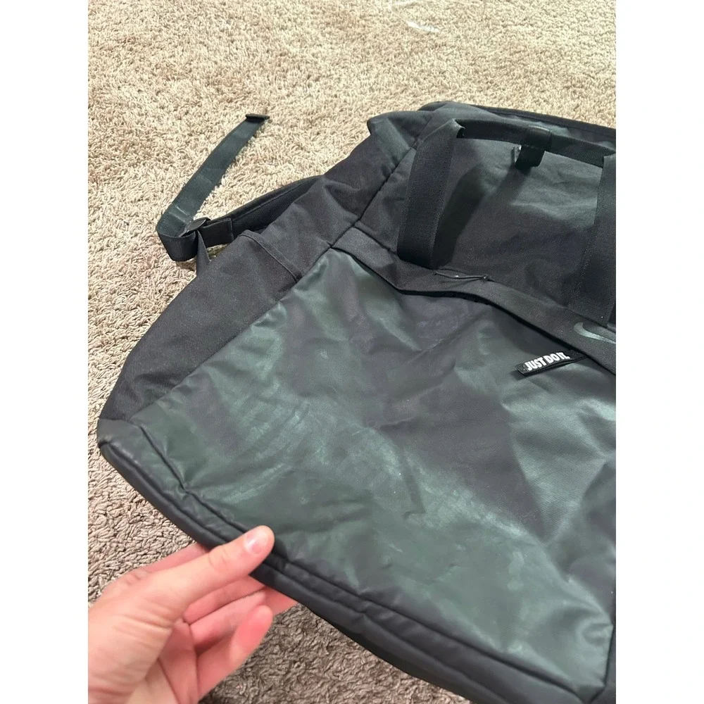 Nike loop middle